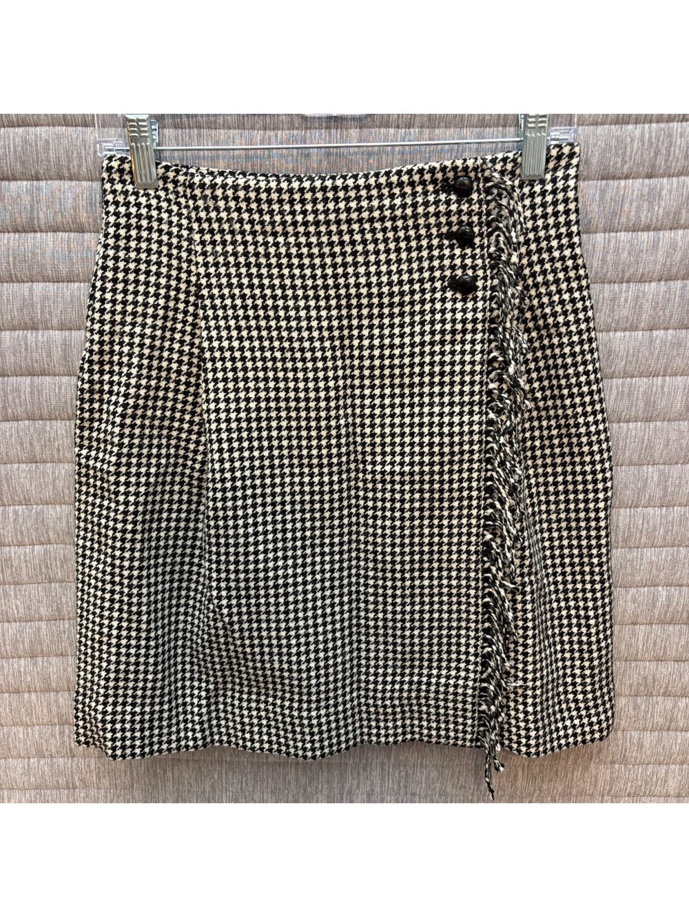 UNIQLO x Ines de la Fressange Houndstooth Mini Skirt Size 2 Black & White Fringe